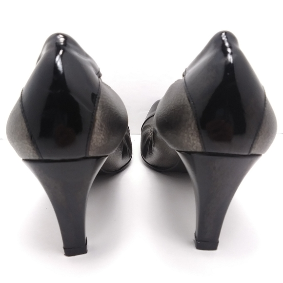 STUART WEITZMAN Pewter & Black Patent Logo Rubber Sole Elastic Sides Pum… - Picture 5 of 15